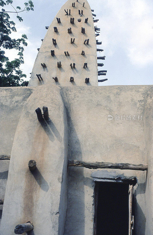 古老的清真寺塔Bobo Dioulasso布基纳法索西非